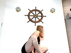 Marlingyoga Upskirt Yoga